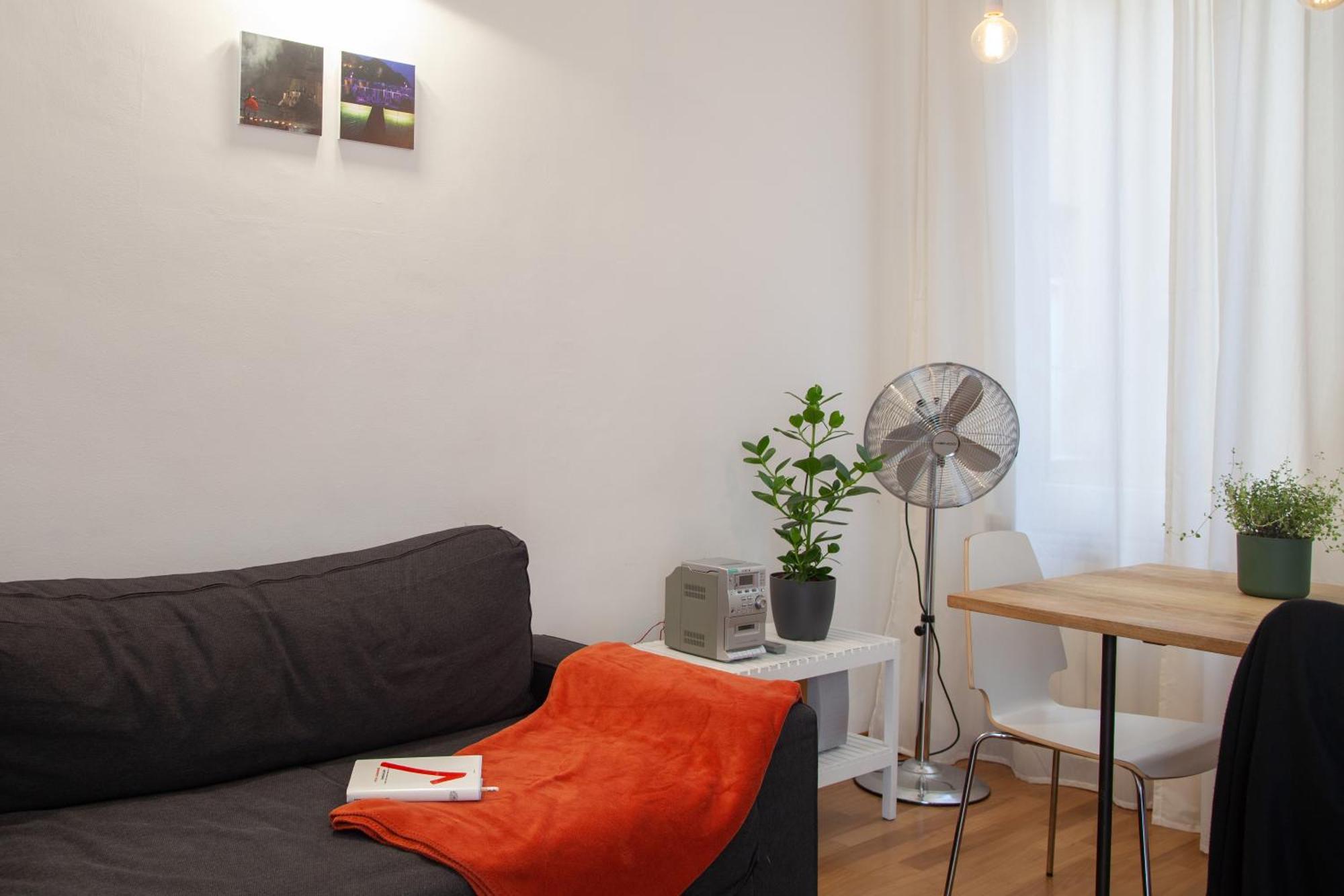 Cv5 - La Spezia City Center - Wide Modern Apartment Walking Distance To The Station To Cinque Terre - Big Terrace On The Roofs 외부 사진